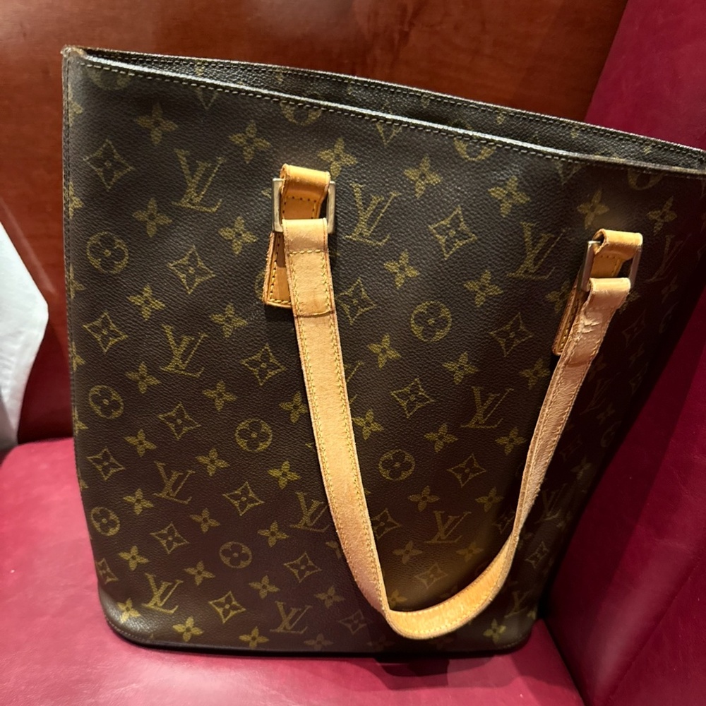 Vivan Louis Vuitton